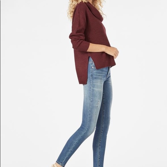 SHOE DAZZLE - Side Slit Tunic Sweater Windsor - Picture 10 of 12